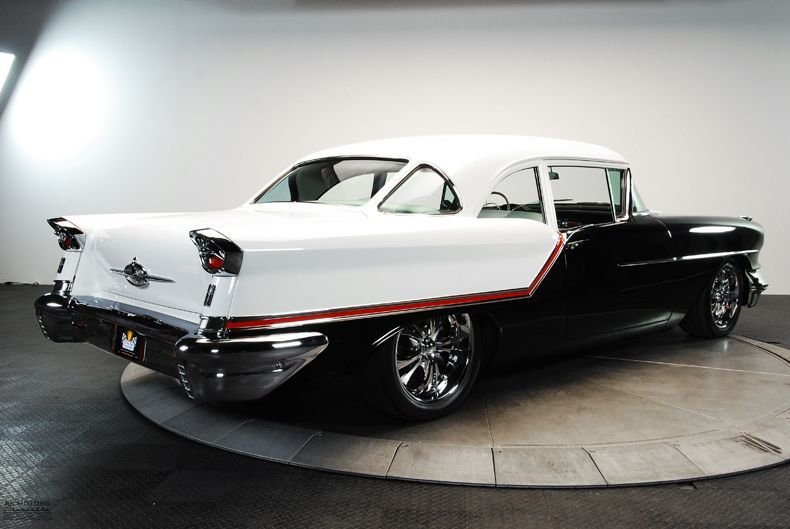 A Timeless Classic with Unmatched Power: 300HP ’57 Oldsmobile Golden Rocket 88!